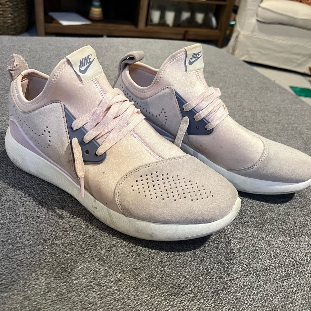 Nike Women's Light Pink and Gray Sneakers